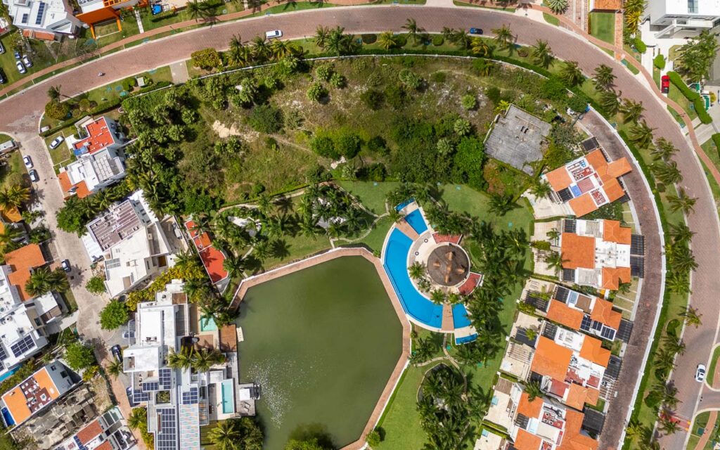 persoosa-real-estate-isla-dorada-zona-hotelera-cancun-terreno-en-venta